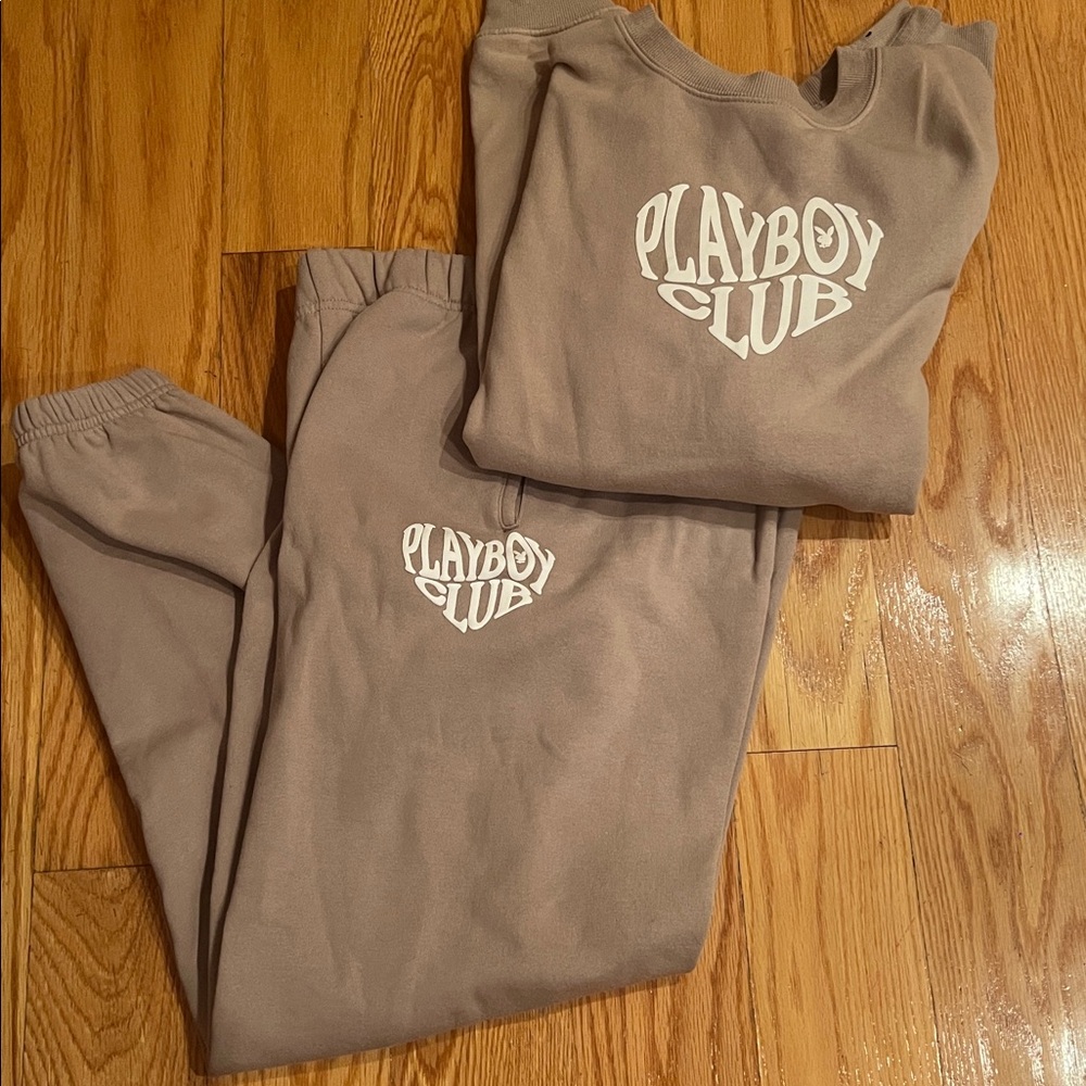 PLAYBOY  Beige Crewneck Sweatshirt & Sweatpants